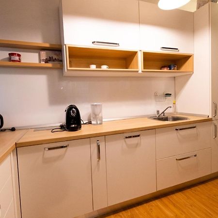 Ardor Apt - Bright And Secluded Apartment In The Heart Of Old Town Брашов Екстериор снимка