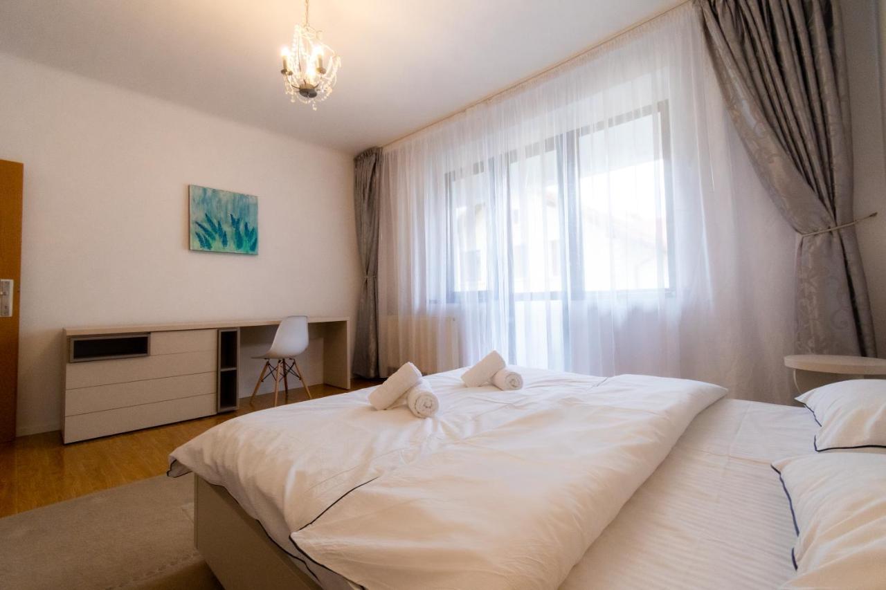 Ardor Apt - Bright And Secluded Apartment In The Heart Of Old Town Брашов Екстериор снимка