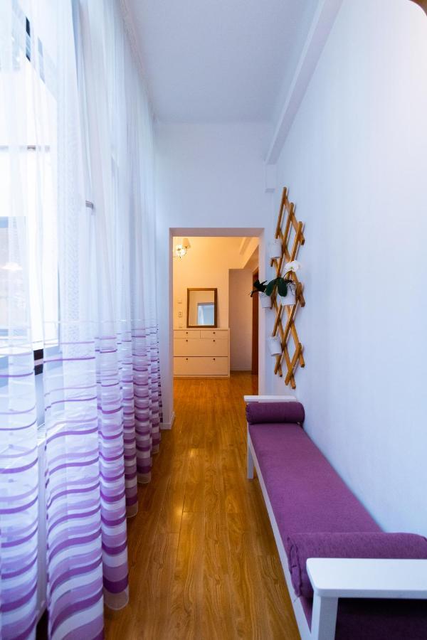 Ardor Apt - Bright And Secluded Apartment In The Heart Of Old Town Брашов Екстериор снимка